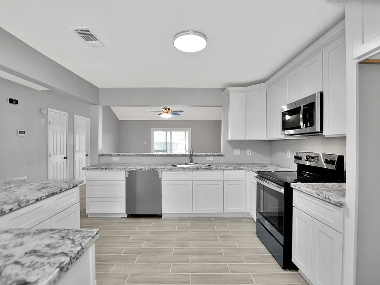 1505 New Orleans St — Photo 16