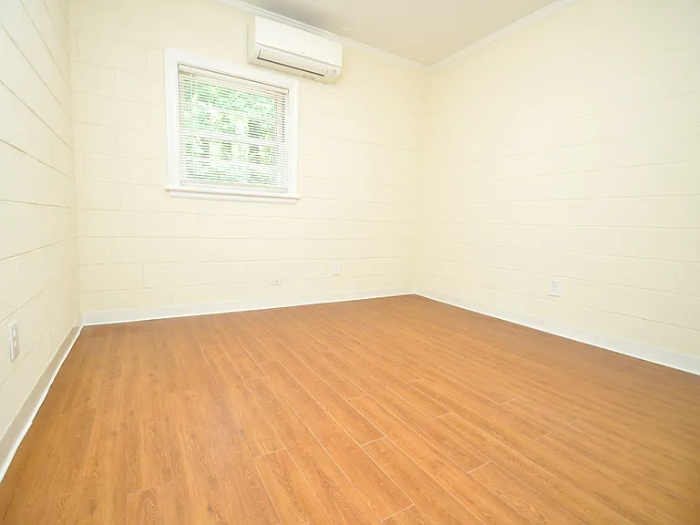 1426 Old Trinity Cir #11 — Photo 9