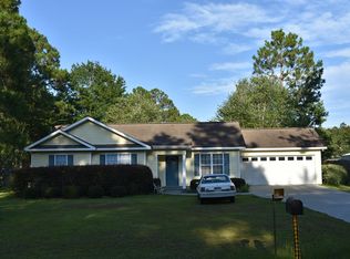 194 Academy Dr, Lyons, GA 30436