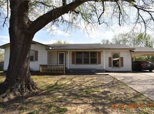 130 Comanche St, Sallisaw, OK 74955