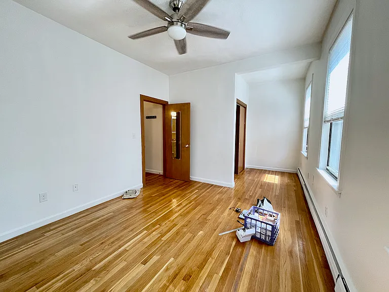 8 Milford St #3 — Photo 7
