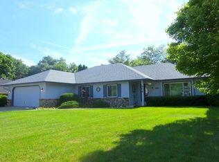 306 Edgewood Pl E, Anderson, IN 46011