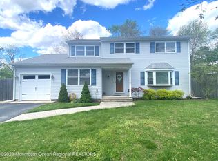 2 Deer Ln, Jackson, NJ 08527