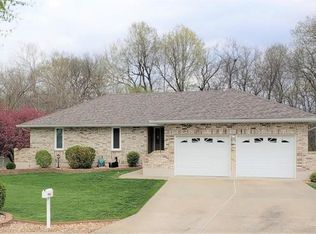 1311 Cheatham Ct, Warrensburg, MO 64093