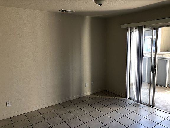 4th image of 6312 Porterfield Ct