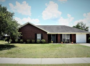 104 Larkin Ct, Hinesville, GA 31313