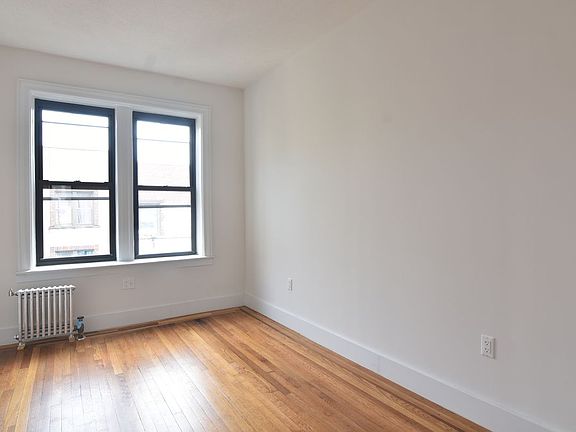 5th image of 682 Ocean Ave #6D2