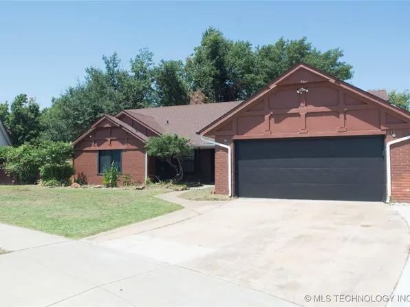 9503 E 25th St, Tulsa, OK 74129