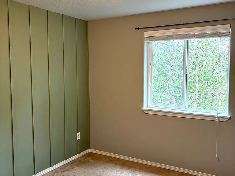 466 Corinne Dr — Photo 23