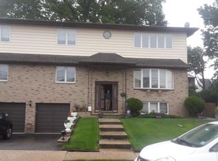 44 Philip Ave FLOOR 2, Elmwood Park, NJ 07407