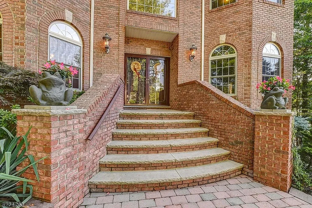 5 Verdi Rd #A photo 1