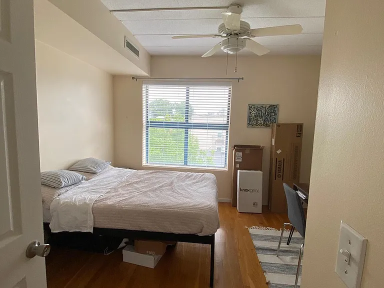 599 Cambridge St — Photo 2