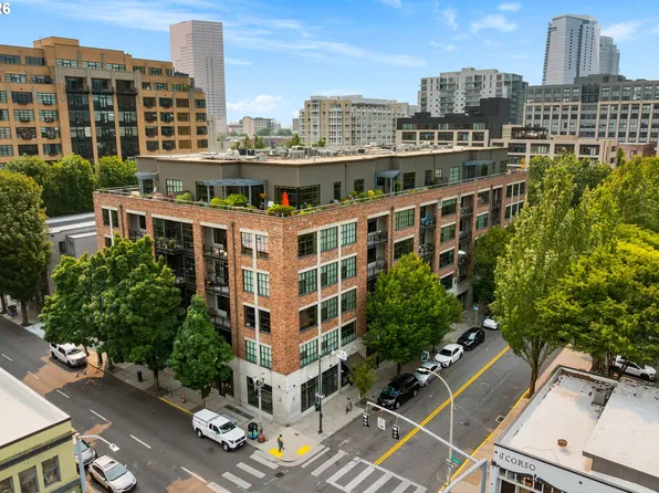 408 NW 12th Ave APT 204, Portland, OR 97209