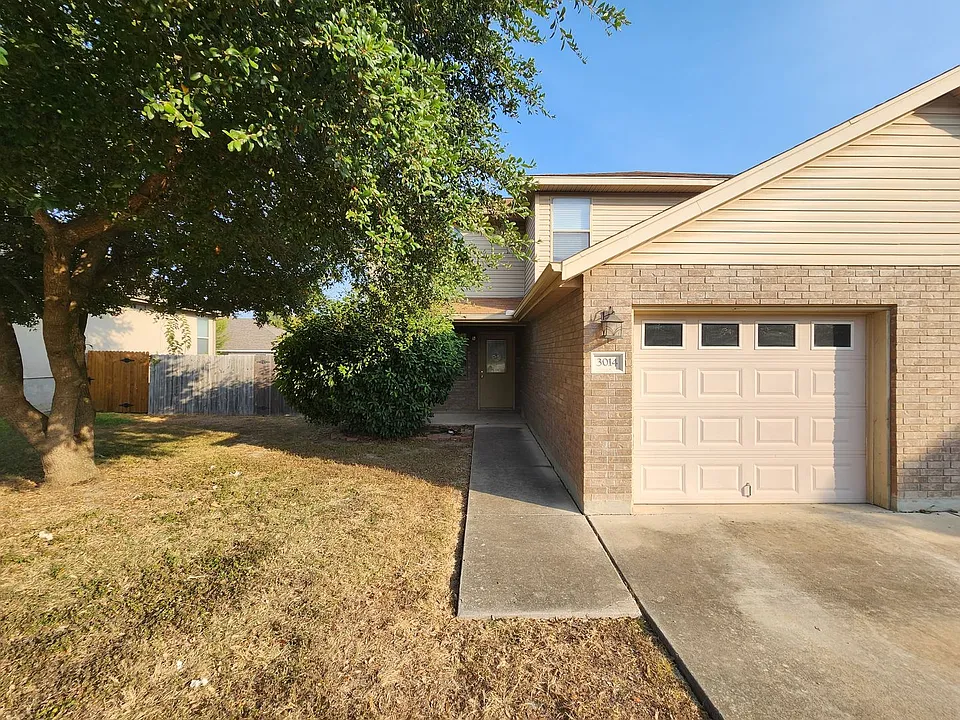 3014 Green Mountain Dr