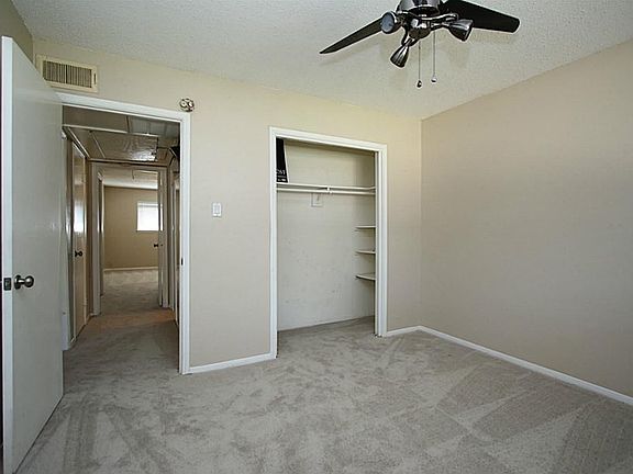 4th image of 1106 W Tri Oaks Ln APT 136
