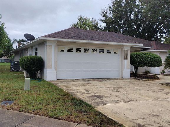 3rd image of 131 Evergreen Dr