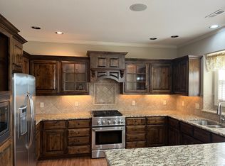 309 N Carver Ln, Lawrence, KS 66049