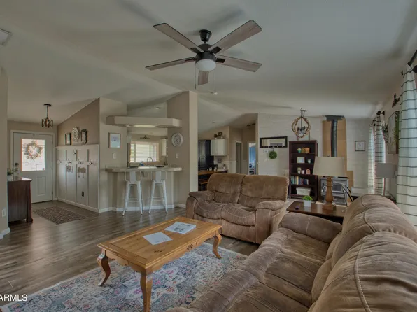 110 E 1ST Street N, St Johns, AZ 85936