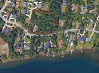 1836 Dell Rose Dr, Bloomfield Hills, MI