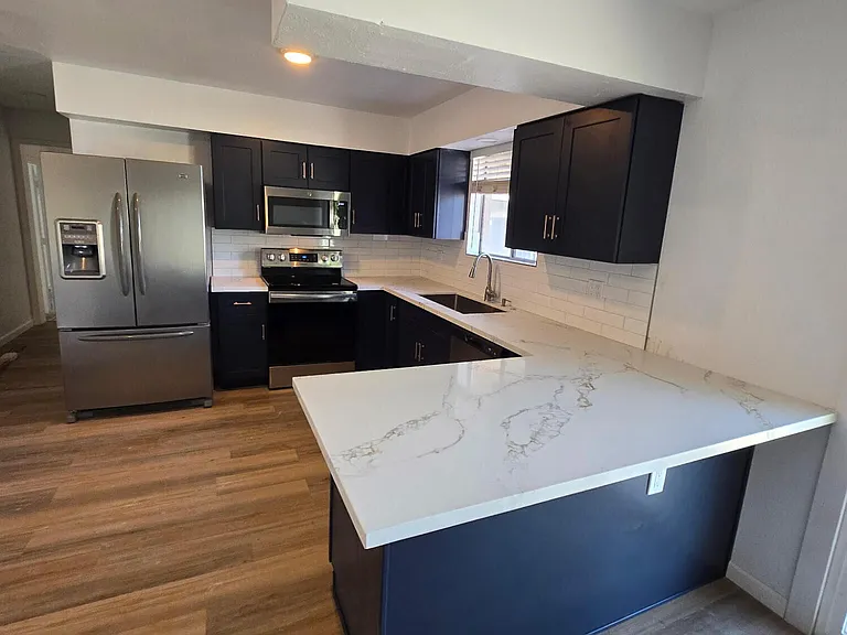 620 E Broadway Ln — Photo 11