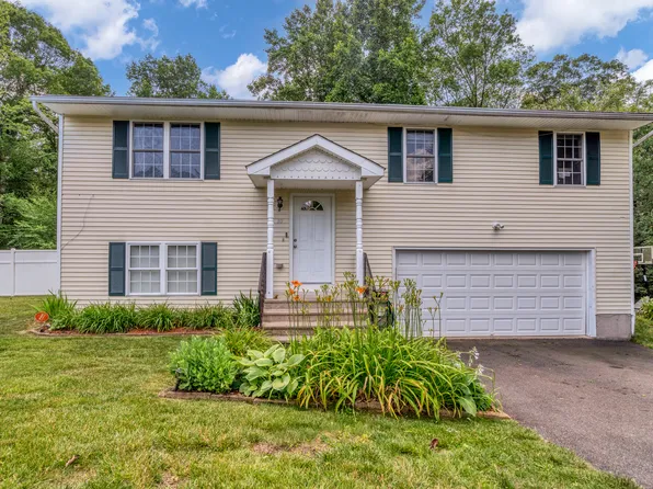 10 Leo Lane, Naugatuck, CT 06770