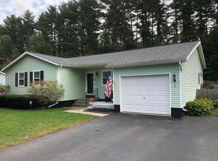 45 Zenas Dr, Queensbury, NY 12804