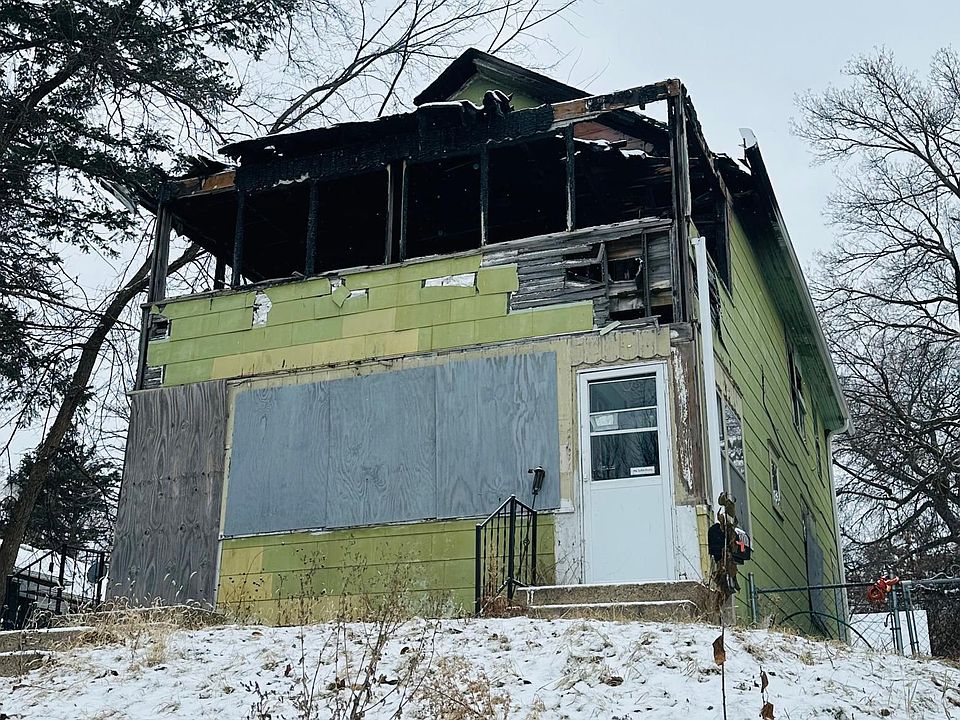1st image of 3711 Knox Ave N