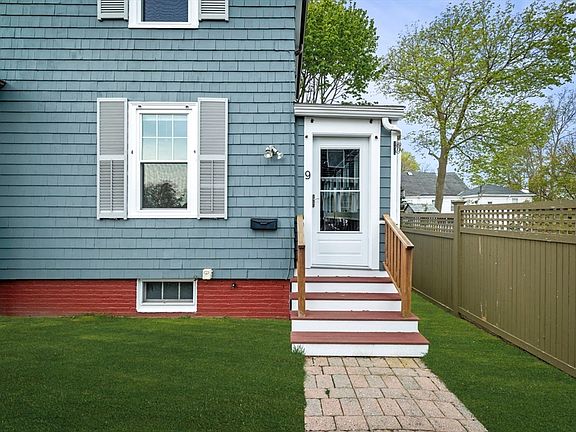 5th image of 9 Pond Street Ct