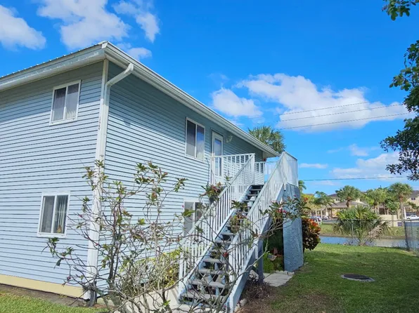 129 SE Village Drive #129, Port St Lucie, FL 34953