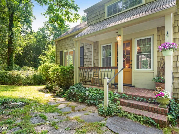 19 E Norris Rd, Norris, TN 37828