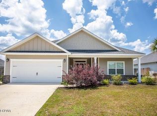 237 Partridge Ln, Freeport, FL 32439