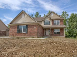 26811 Celtic Dr, Flat Rock, MI 48134