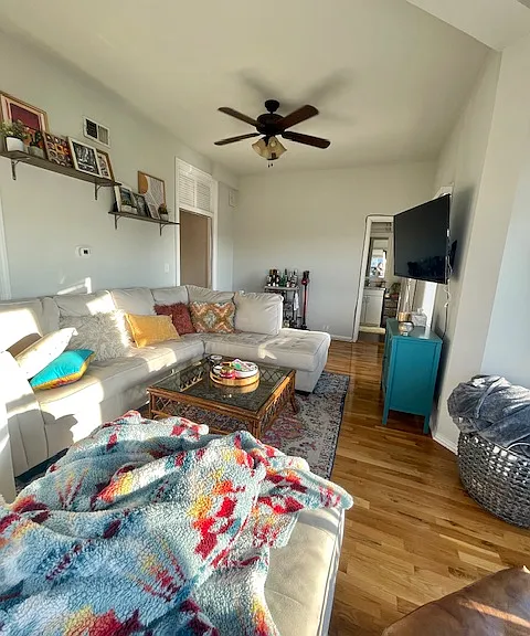 3359 N Southport Ave #4 — Photo 7