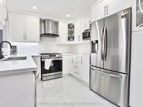 5th image of 159 Cordgrass Cres