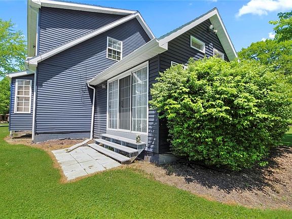 3rd image of 1169 Academy Dr