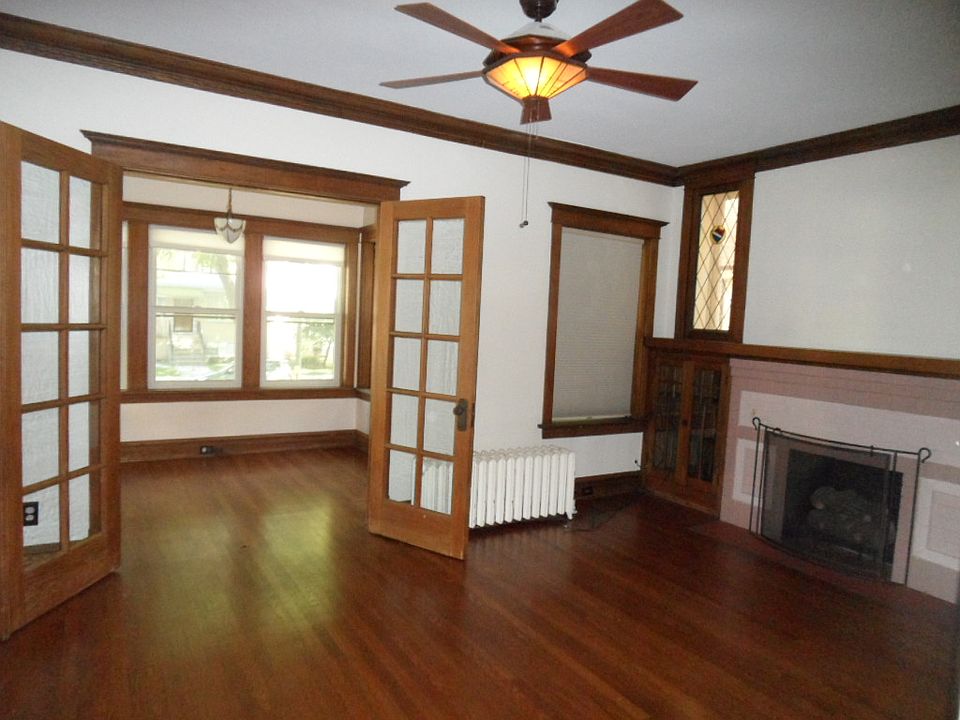 1st image of 3936 N Lawndale Ave #1