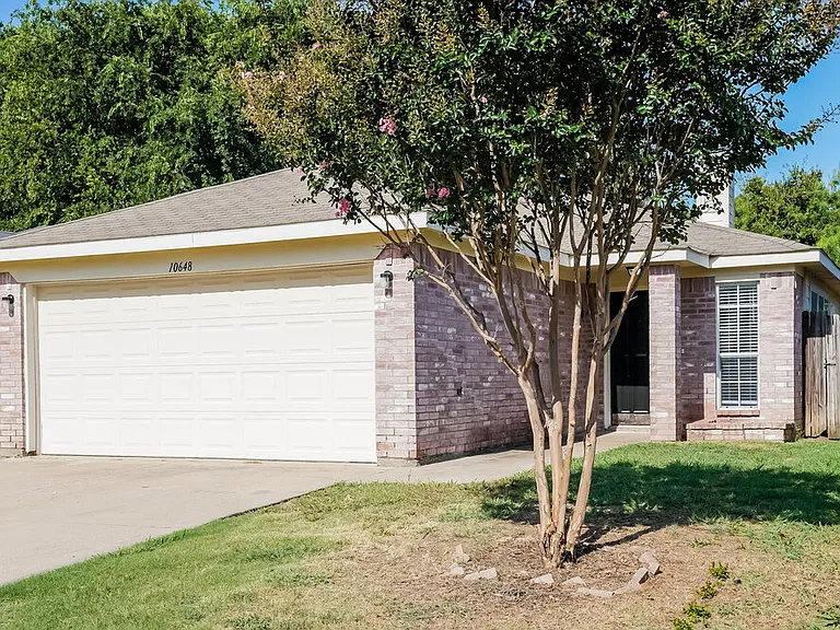 10648 Towerwood Dr — Photo 3