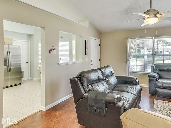 4th image of 105 Turtle Creek Dr