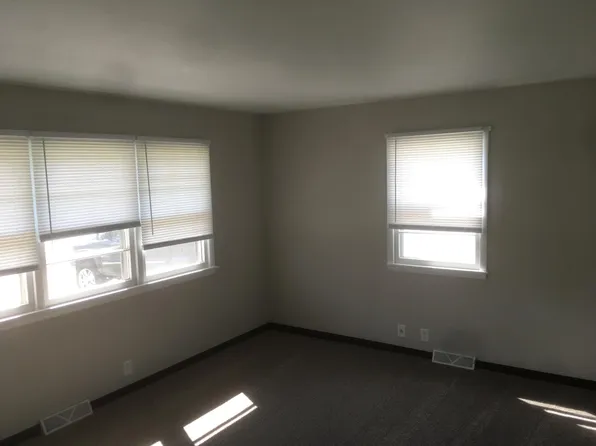 3533 Tripp St, Ames, IA 50014