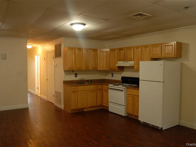 1191 Route 9W #C8 — Photo 2