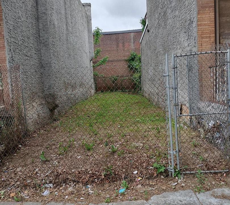 2nd image of 2919 W Lehigh Ave