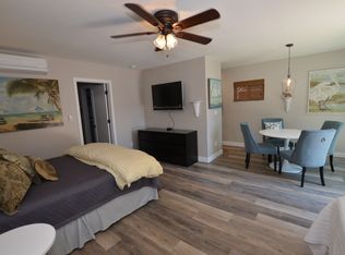 842 1/2 D Ave, Coronado, CA 92118