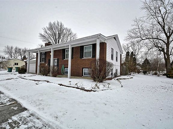 2nd image of 2201 Belmont Ave