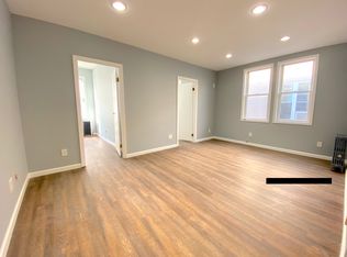 6818 79th St #2F, Middle Village, NY 11379