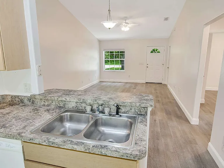 51 Wellwood Ln #A — Photo 29