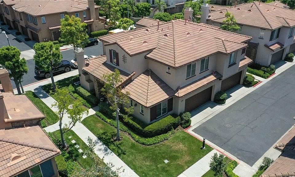 85 Sapphire Irvine, CA, 92602 Apartments for Rent Zillow