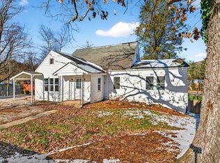 97 Bell St, Spruce Pine, NC 28777