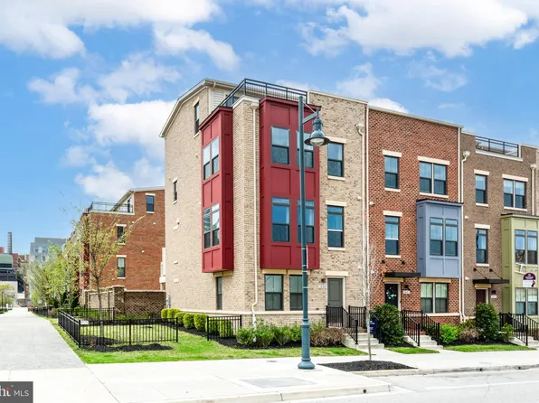 1809 E Chase St, Baltimore, MD 21213