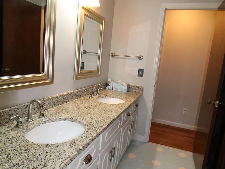 50 Aubrey Cir — Photo 22