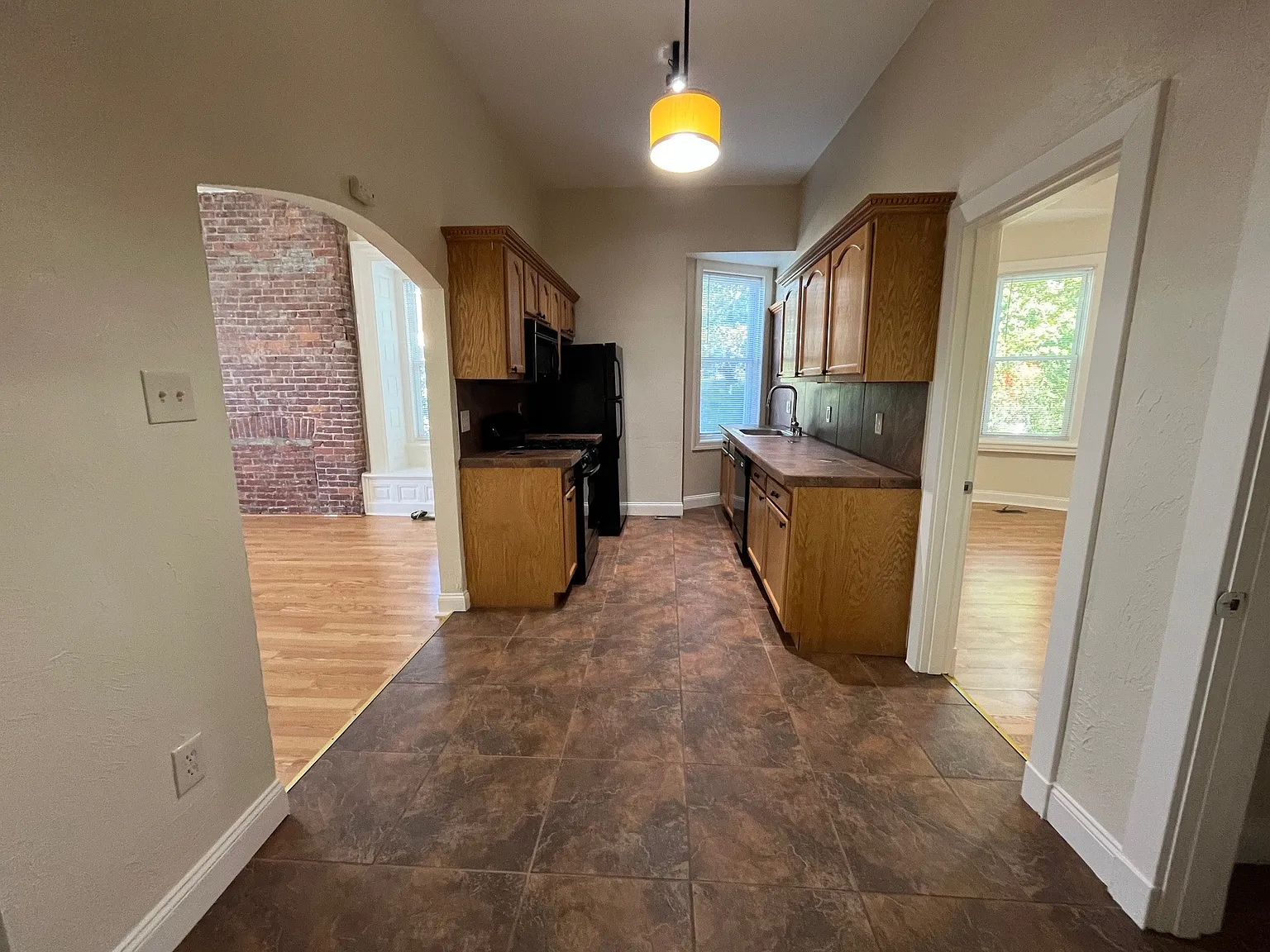 Fairmount 344 - 1 — Photo 4